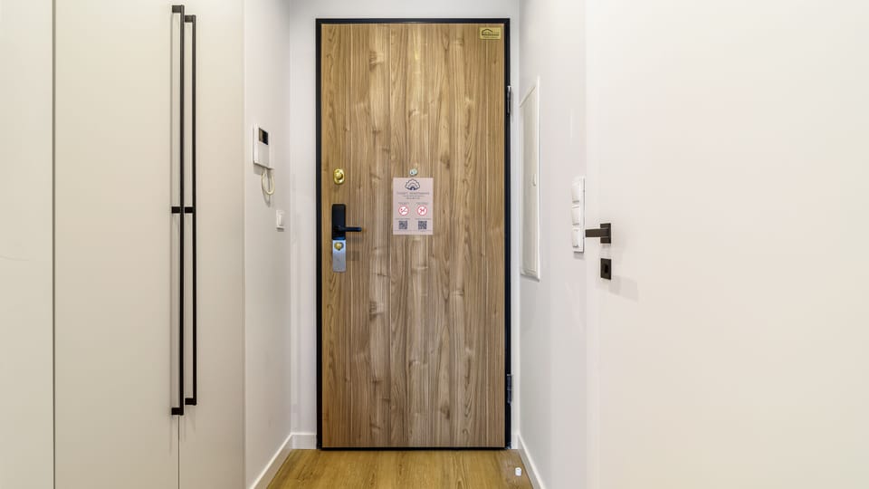 Deluxe Apartment, 1 Bedroom, Kitchenette, City View | Hypo-allergenic bedding, desk, laptop workspace, iron/ironing board