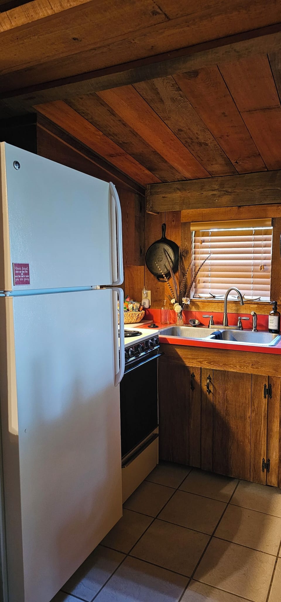 Cozy Small Kitchen 