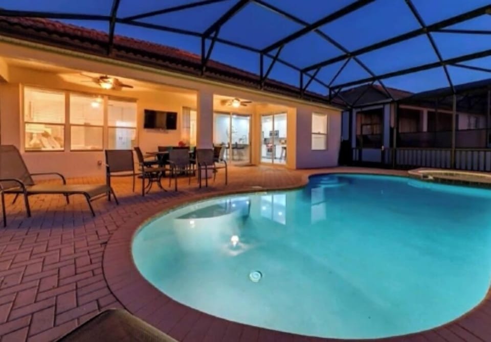 nigh time swimming