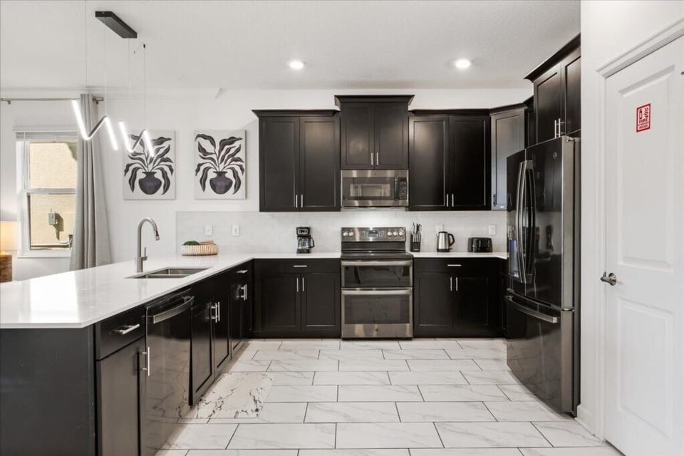 2770 Oxymoron Way (9).jpg