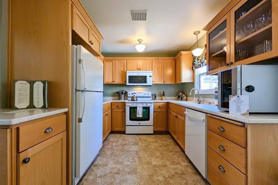 Full Kitchen with appliances, dishware, and all basics for a home cooked meal