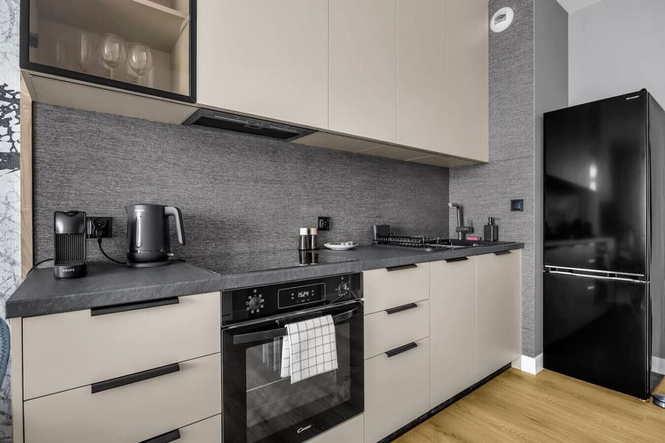 Kitchen | Book Now with RENTUJEMY.COM