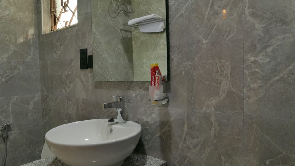 Double Room, Housekeeping | Bathroom | Shower, toilet paper
