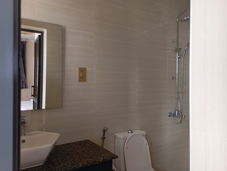 Double Room, Housekeeping | Bathroom | Shower, toilet paper