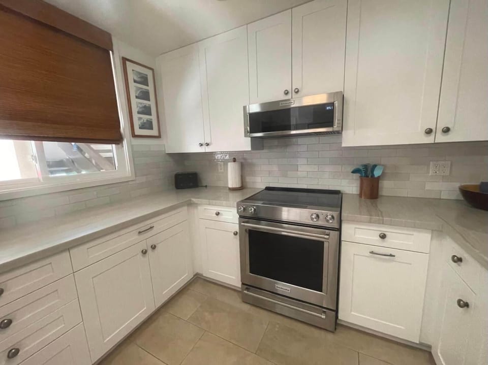 Condo, Multiple Beds (Keauhou Kona Surf & Racquet Club#1-10) | Private kitchen
