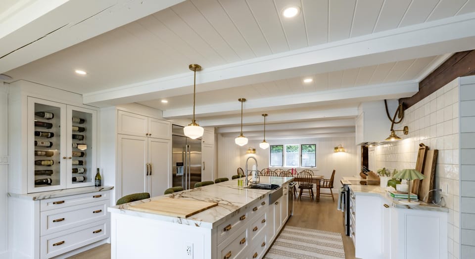 Kitchen &amp; Bar Seating (2)
