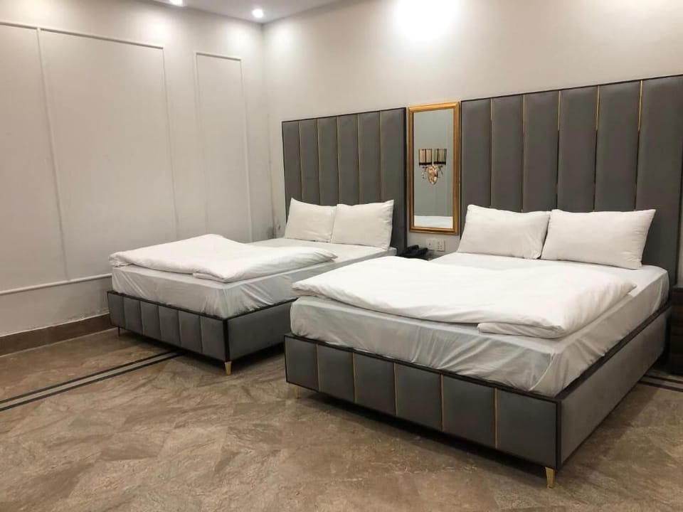 Deluxe Double Room | Desk, WiFi (free)