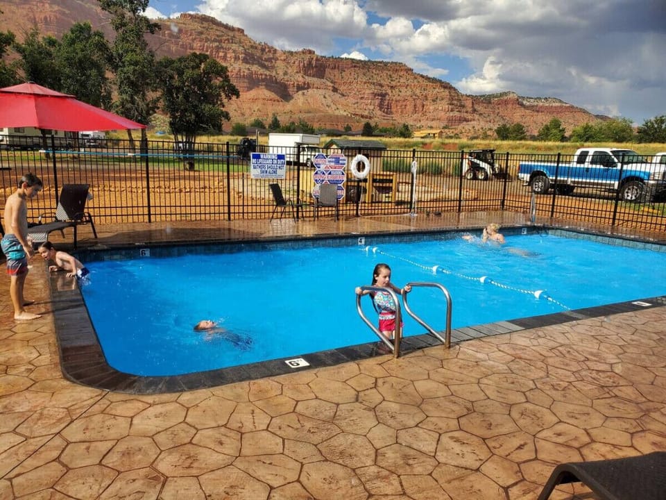 Crazy Horse RV Resort Pool