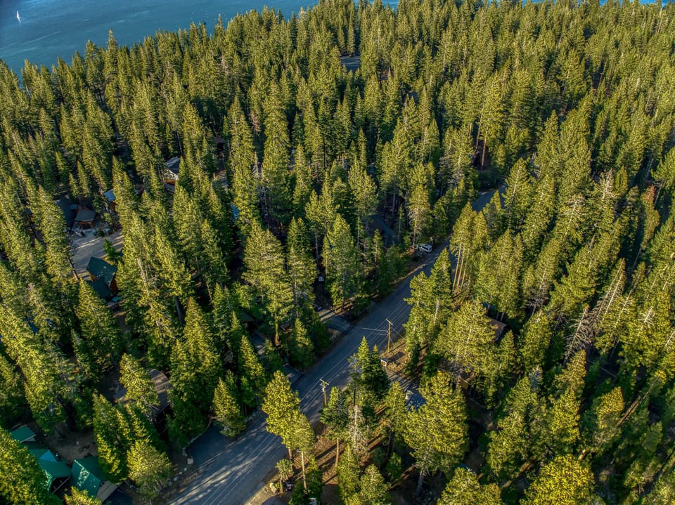 Exterior: Aerial view