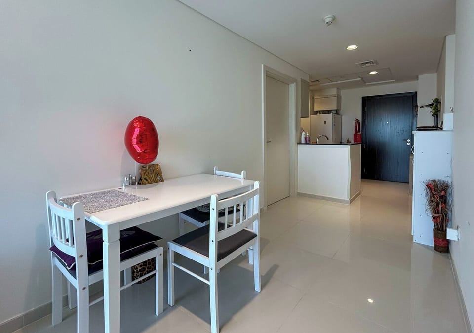 Comfort Apartment, 1 Bedroom, Golf View | Dining room