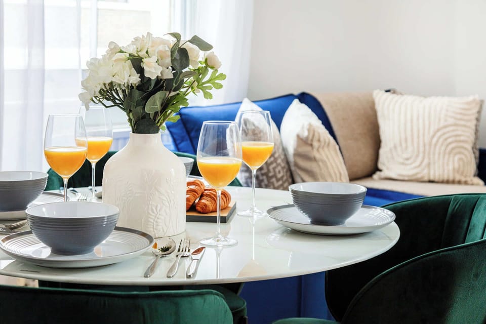 Dining details