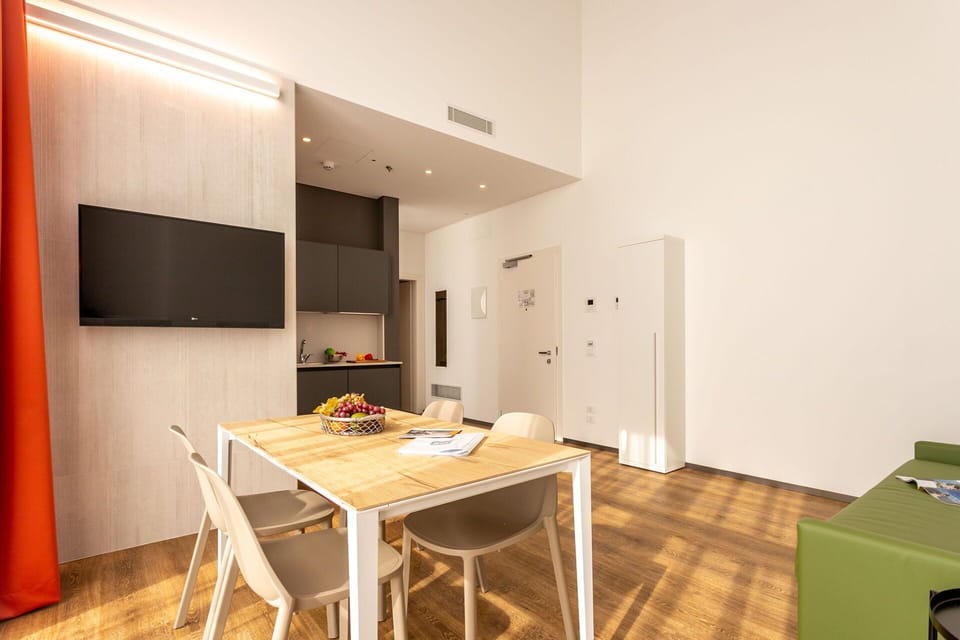 Dining Room, Kitchen
