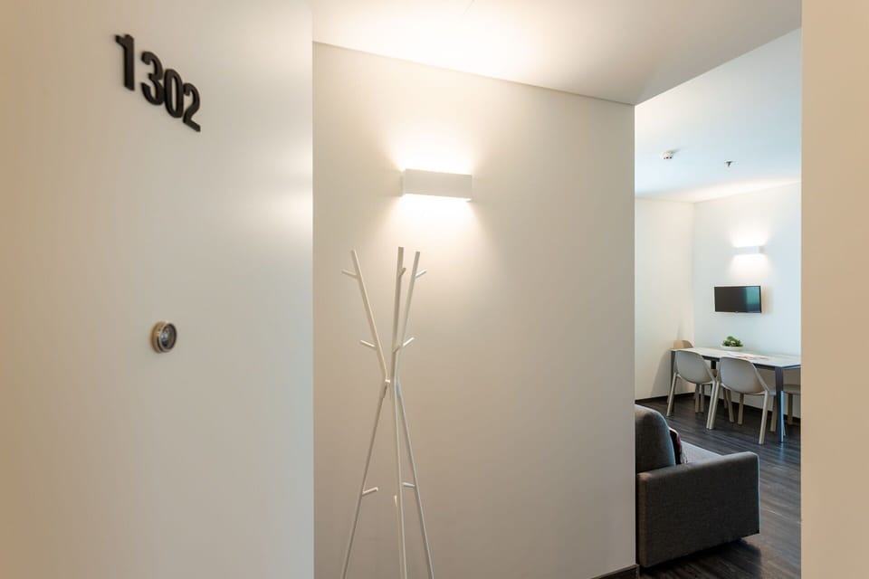Room Detail
