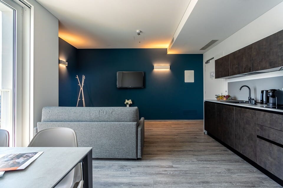 Dining Room, Kitchen