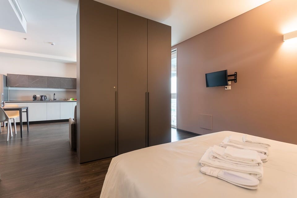Bedroom, Living Room