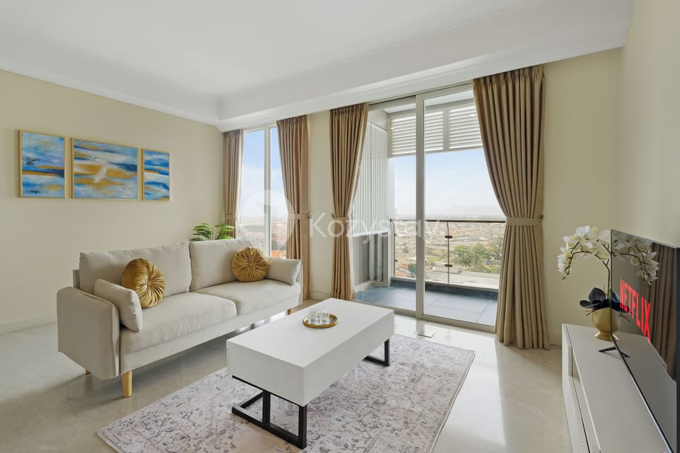 Apartment, 3 Bedrooms, City View | Living area | 43-inch Smart TV with cable channels, Netflix, streaming services