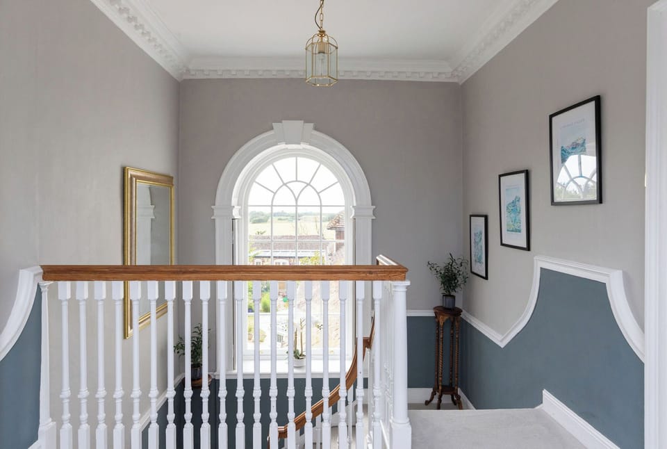 Upstairs landing with grand window 