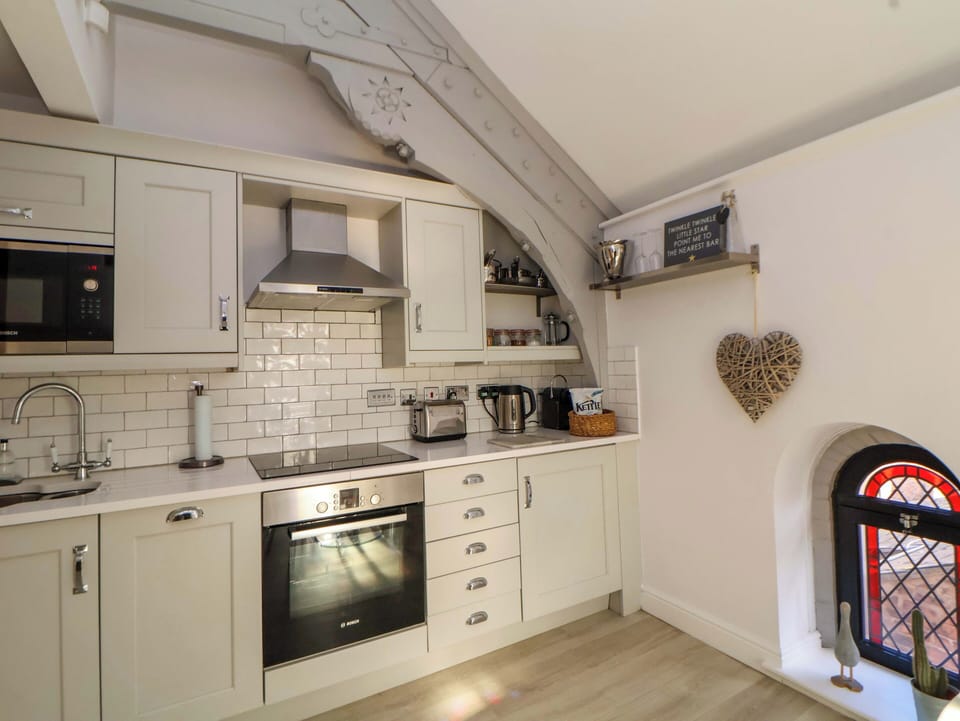Cottage | Interior