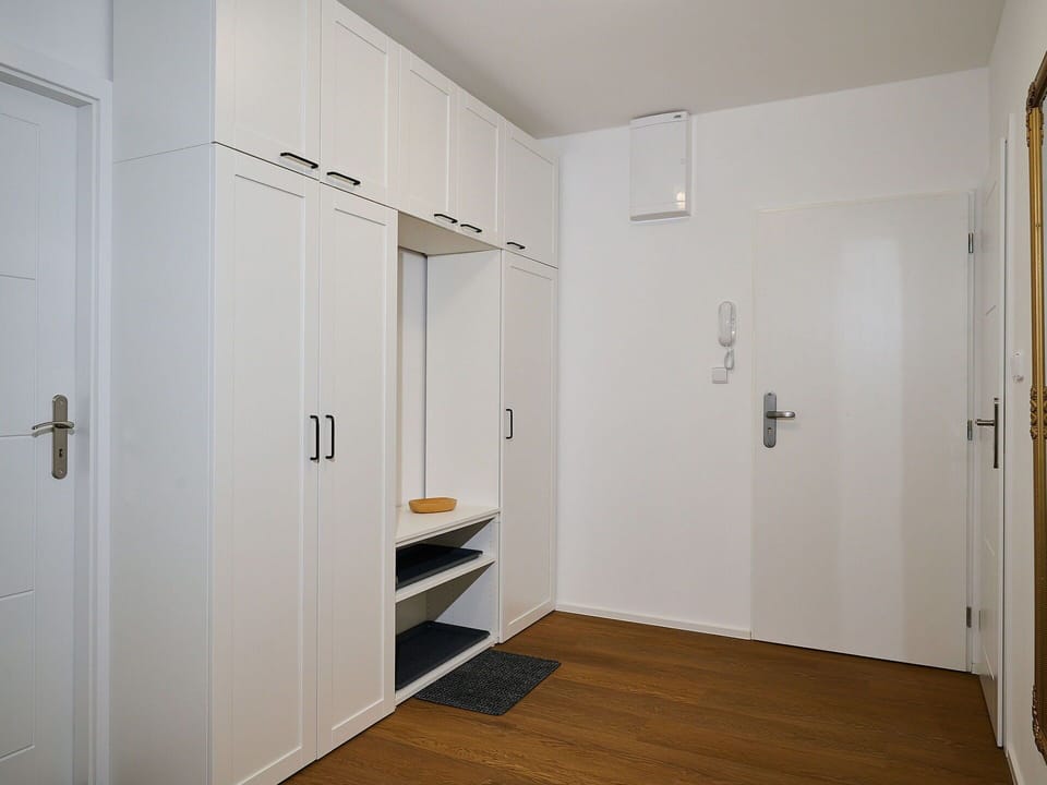Flooring, Wall, Wood, Floor, Interior Design, Ceiling, Door, Cupboard, Room, Wood Flooring