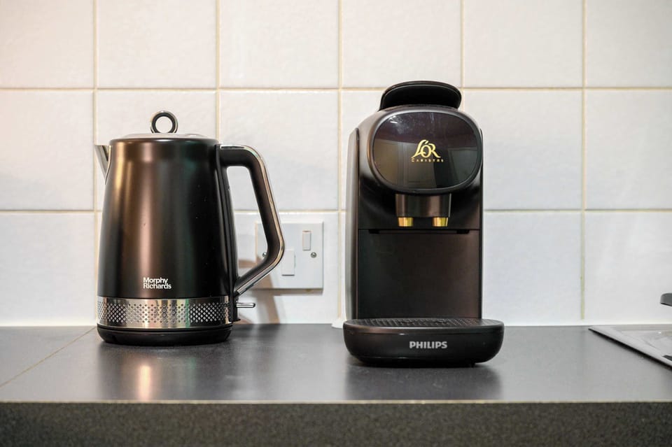 Start your morning right with a fresh coffee from the pod machine before heading out