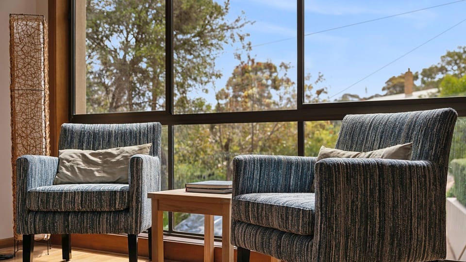 Upstairs Lounge