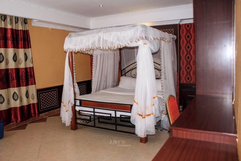 Standard Double Room, Garden View | Free WiFi, bed sheets