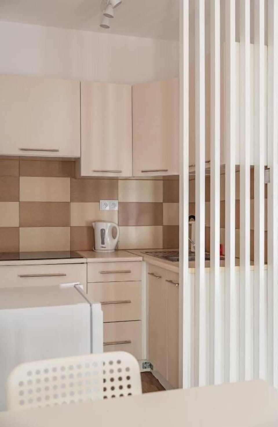 Apartment, Balcony, City View | Private kitchenette | Electric kettle