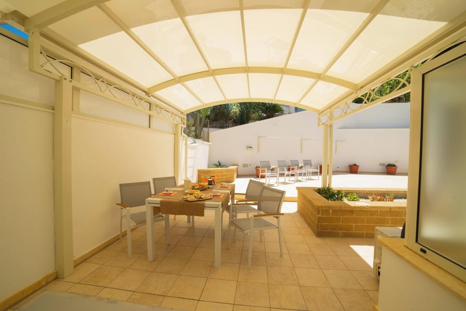 Family Villa, 2 Bedrooms, Terrace (Fortino House From 300 Meters To Sea) | Outdoor dining