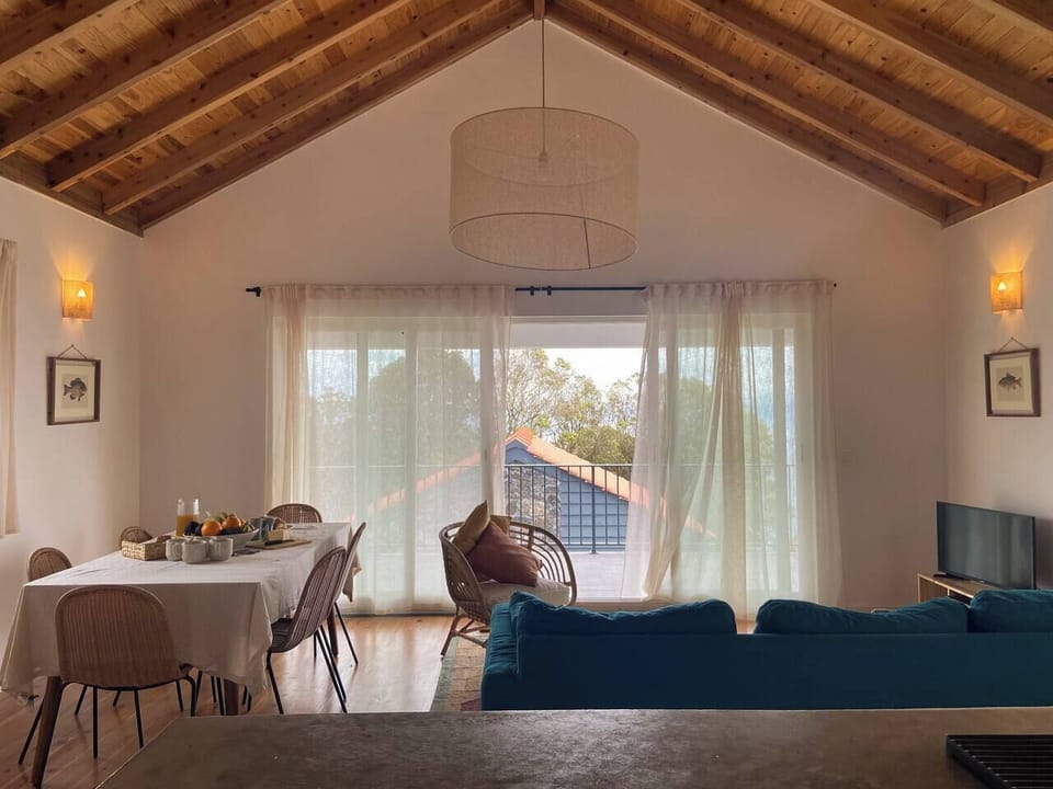 Sala e mesa refeições (1)
