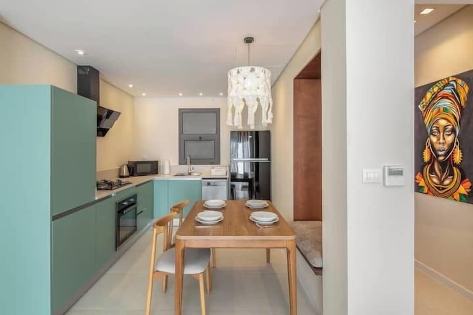 Basic House, Patio, Courtyard View | Private kitchen