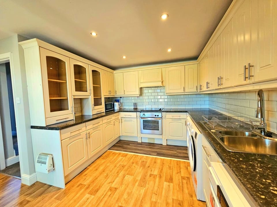 Deluxe Apartment | Private kitchen