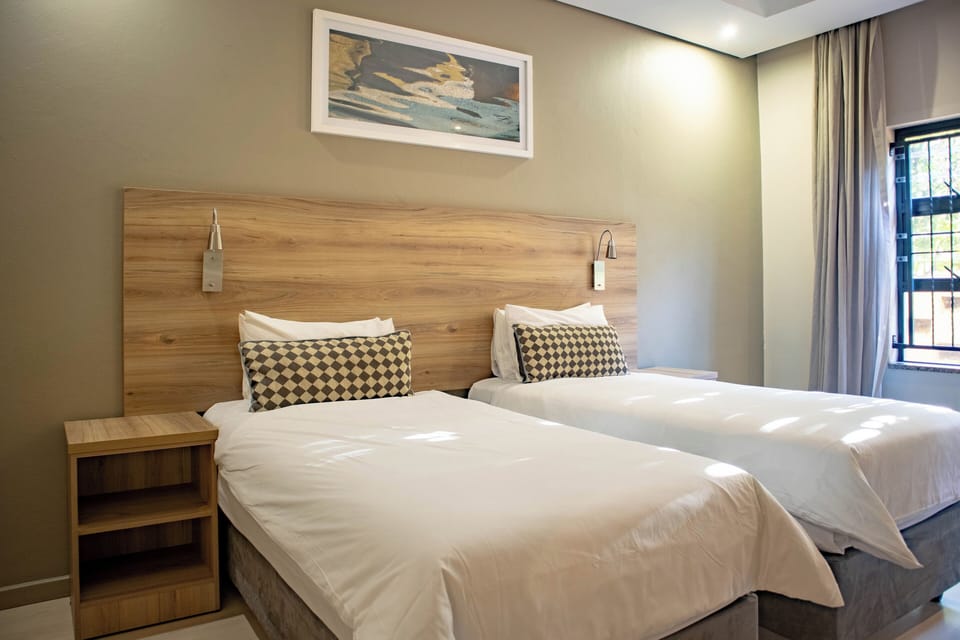 Superior Double or Twin Room | Desk, laptop workspace, free WiFi, bed sheets