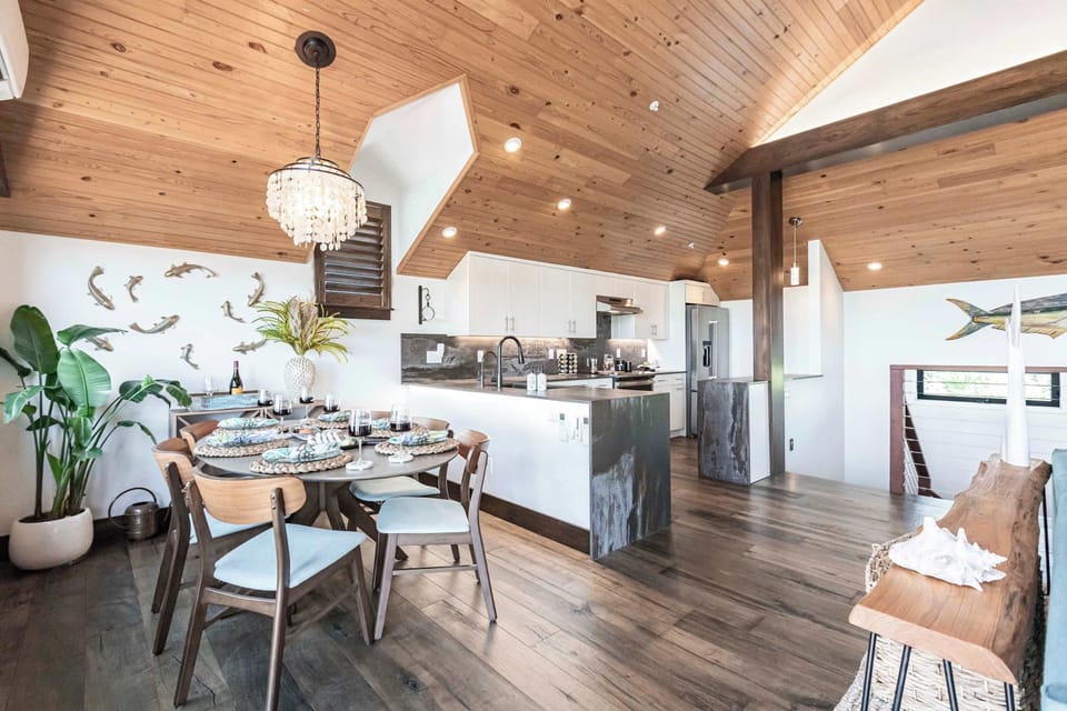 The eating area offers a comfortable and casual space to enjoy meals together.