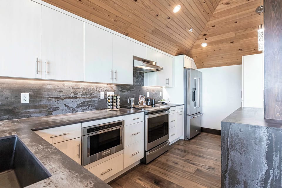 The modern and updated kitchen is a dream for the home or professional chef!