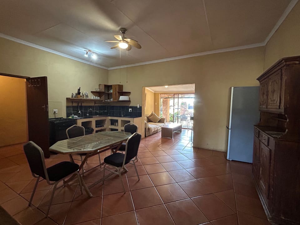 Traditional Chalet, Patio | Private kitchen