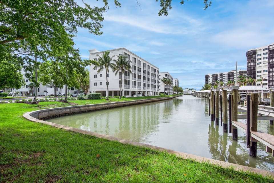 Canal front