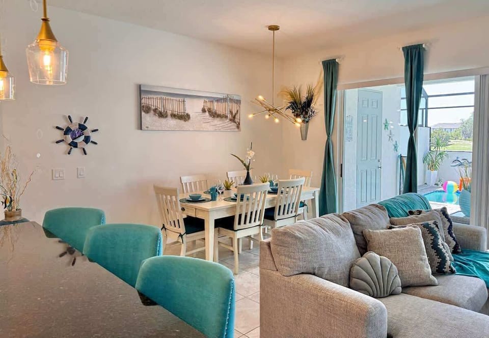 Spacious Living Room – Relax & Gather