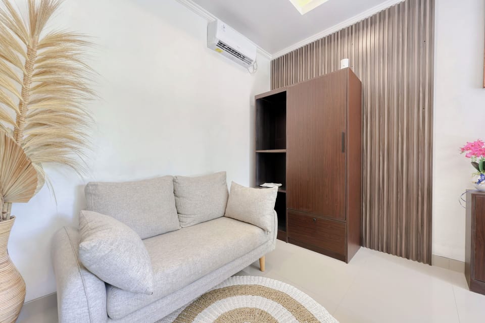Superior Suite, Park View | Premium bedding, minibar, in-room safe, rollaway beds