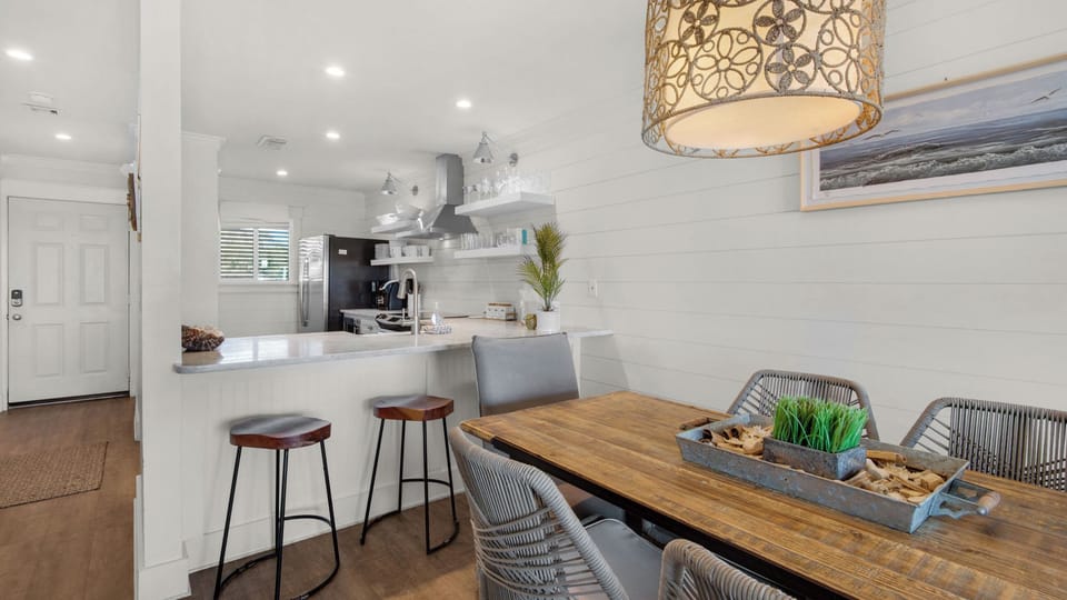 Townhome, Multiple Beds, Patio, Ocean View (Seashadows Townhomes 4) | Dining