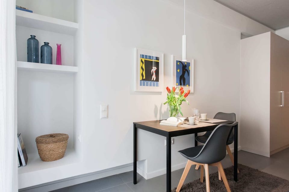 Breakfast table