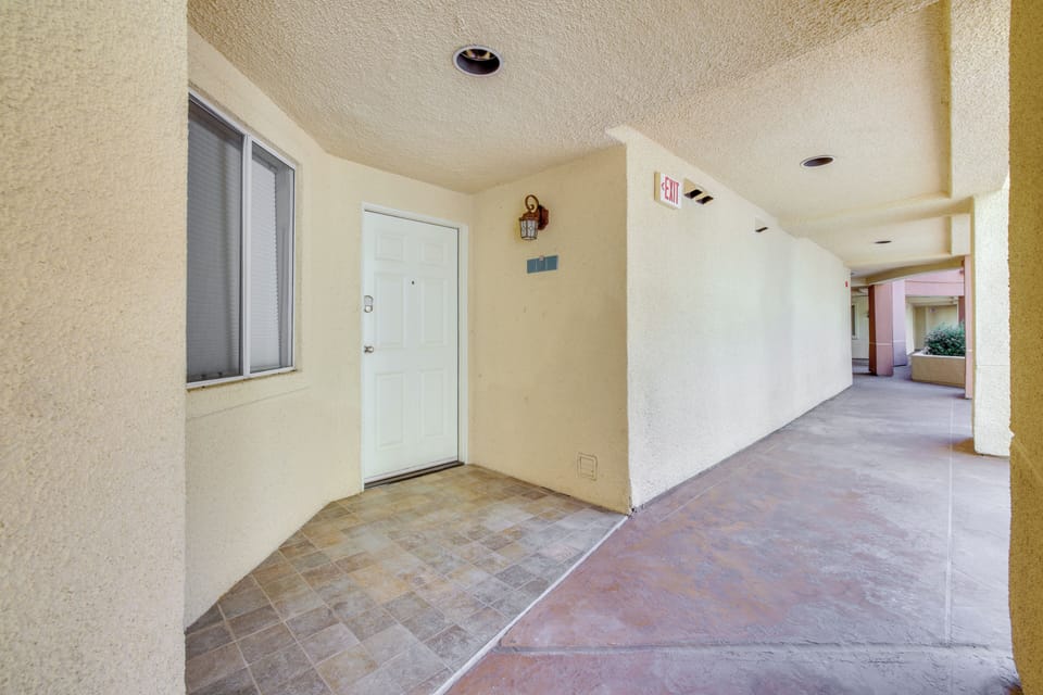 Condo Entrance | Ground-Floor Unit