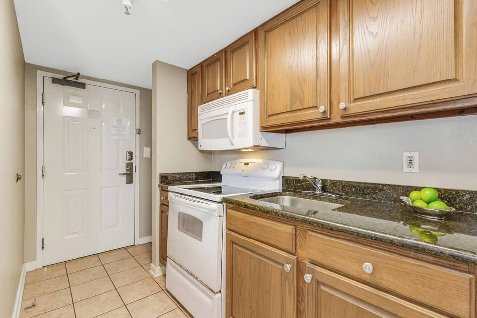 Smart functional kitchen that got all the basics
