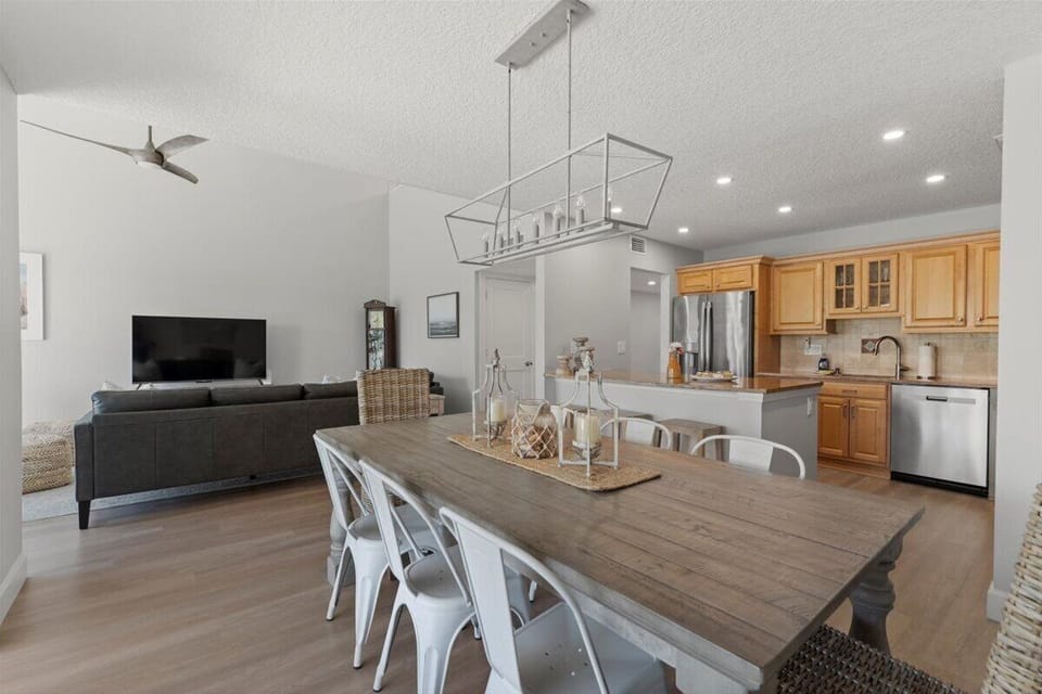 Oh! its open plan! Even better!