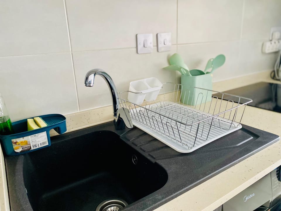 Exclusive Apartment, 1 Bedroom, Balcony | Private kitchenette | Full-size fridge, microwave, oven, stovetop