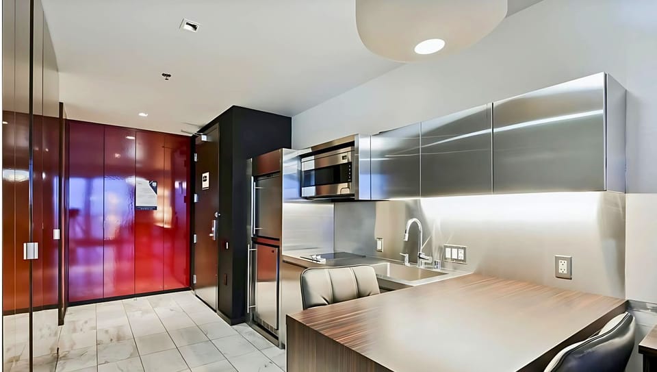 Private kitchenette