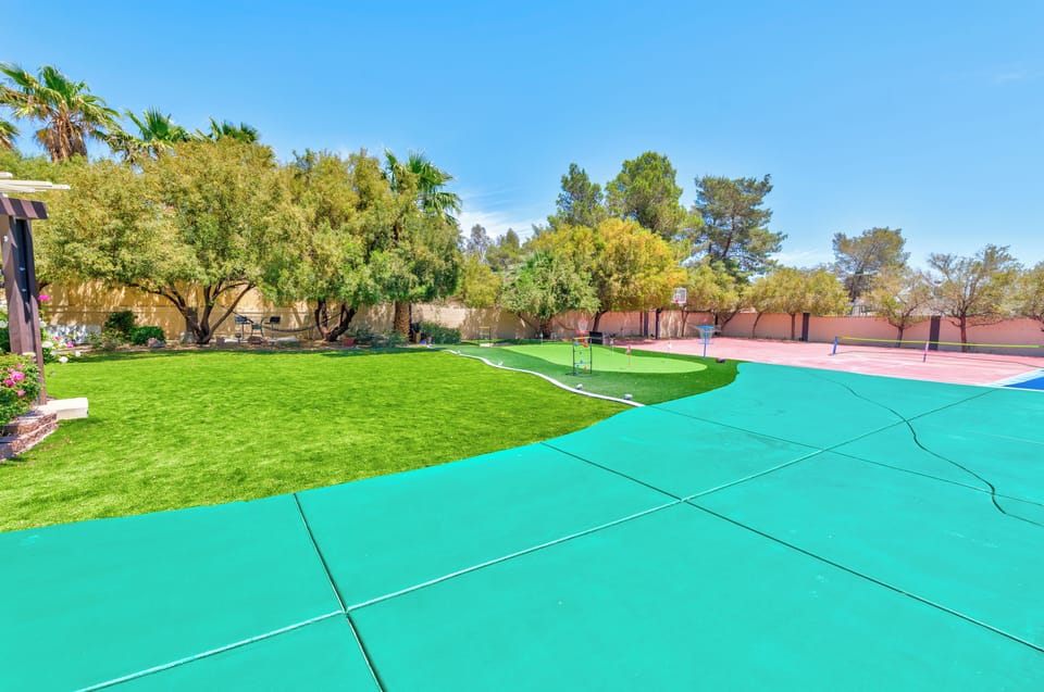 Sport court