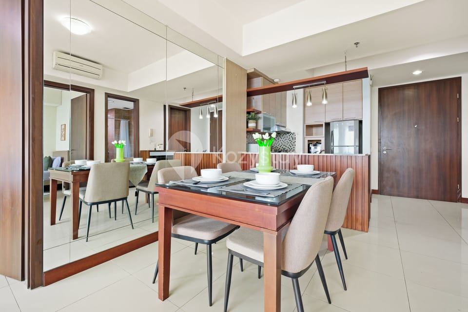 Apartment, 2 Bedrooms, City View | Dining room