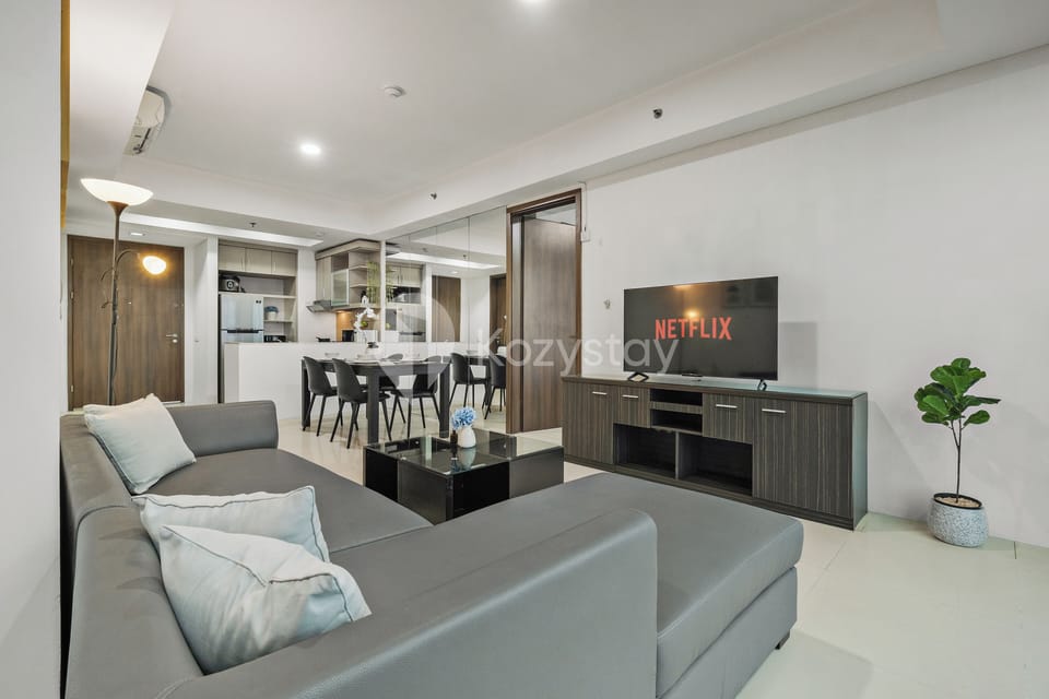 Apartment, 2 Bedrooms, City View | Living area | Flat-screen TV