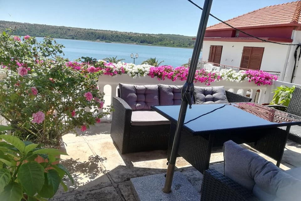 terrace