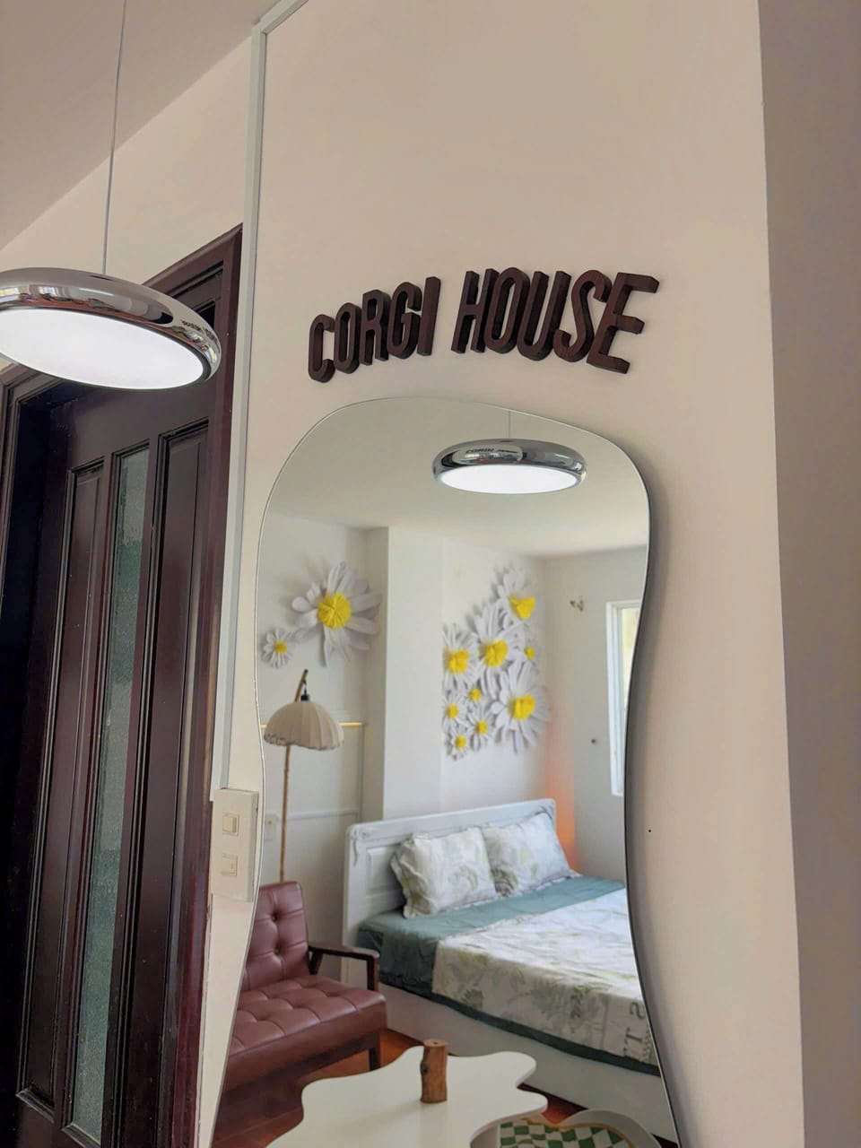 Deluxe Studio | Free WiFi, bed sheets